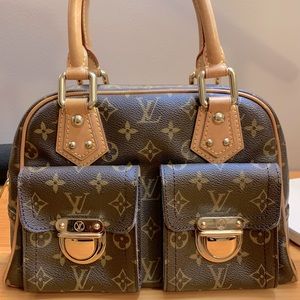 Louis Vuitton Monogram Canvas Manhattan PM bag